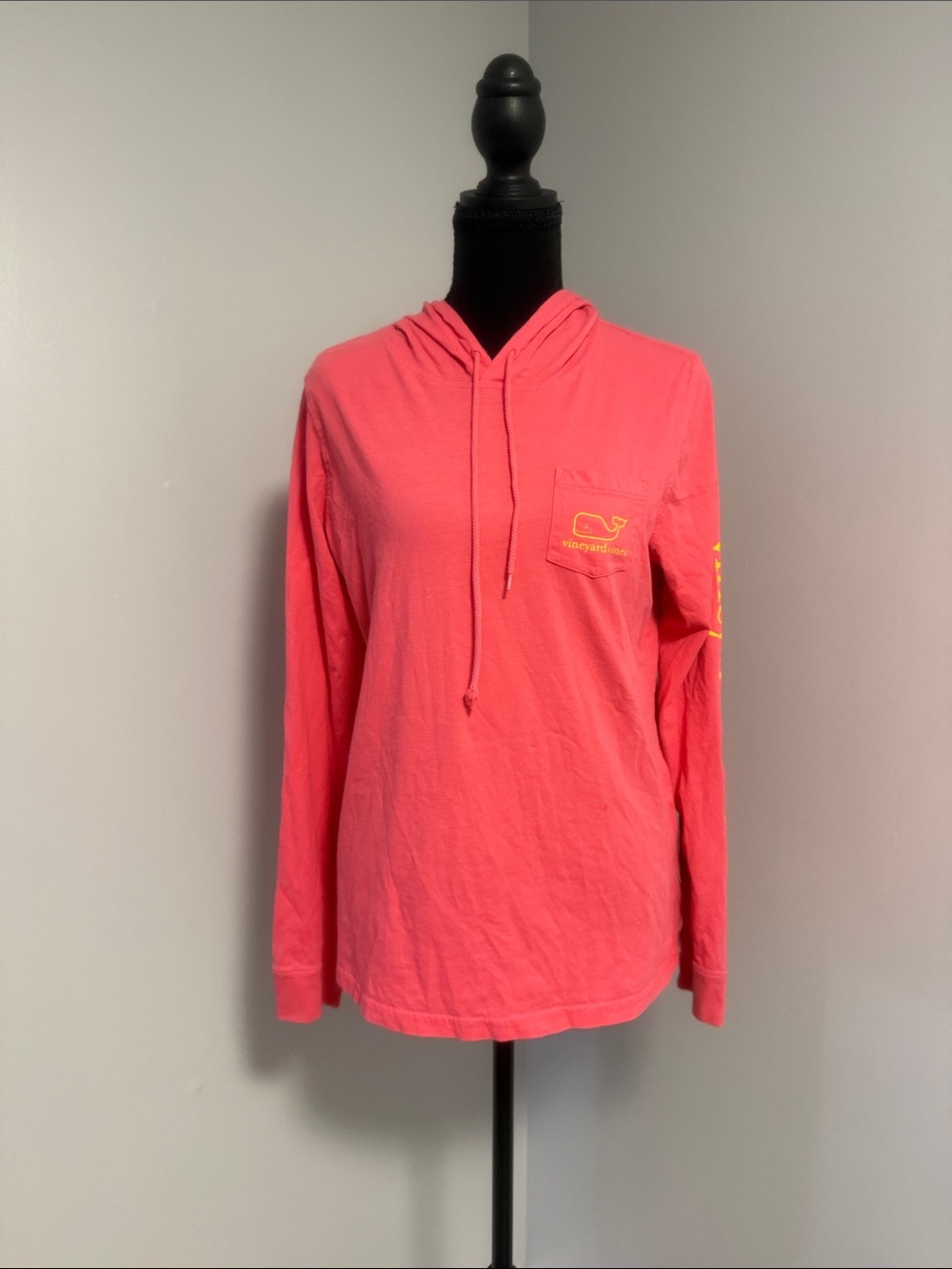 Vineyard Vines Women’s Coral Pink Long-Sleeve Hoodie Tee